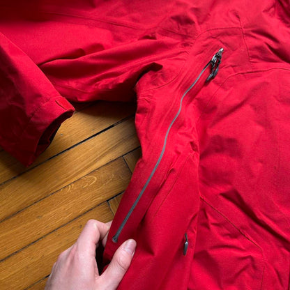 2000s Nike ACG Gore Tex Recco Jacket Red L