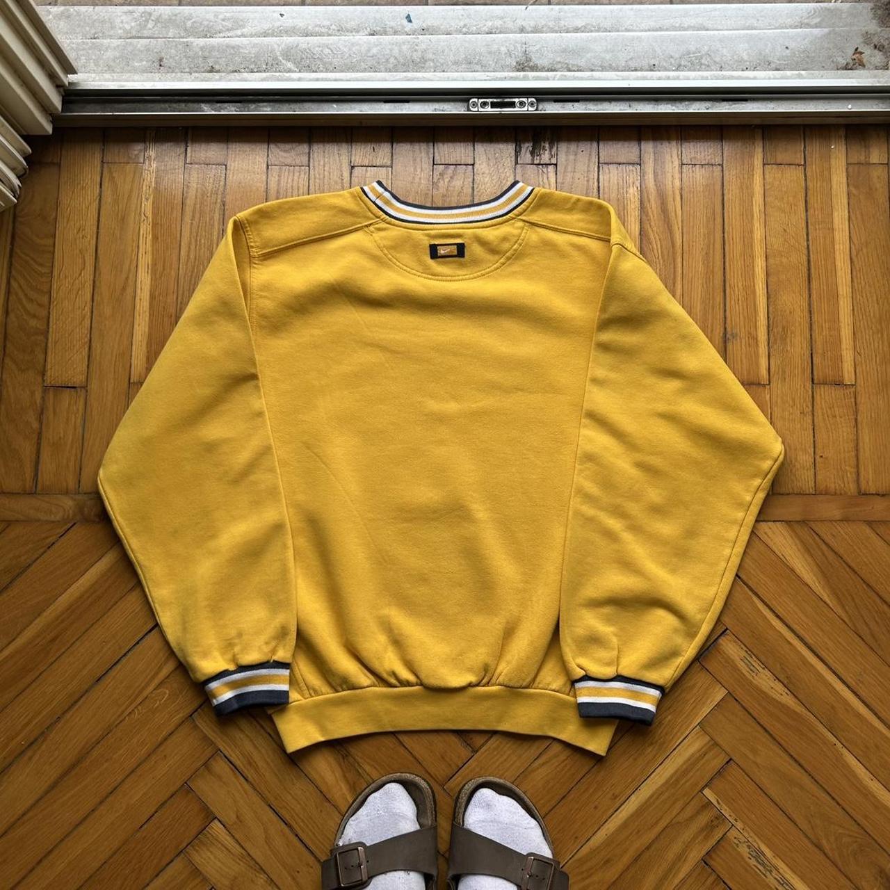 1990s Nike Swoosh Sweatshirt Yellow S