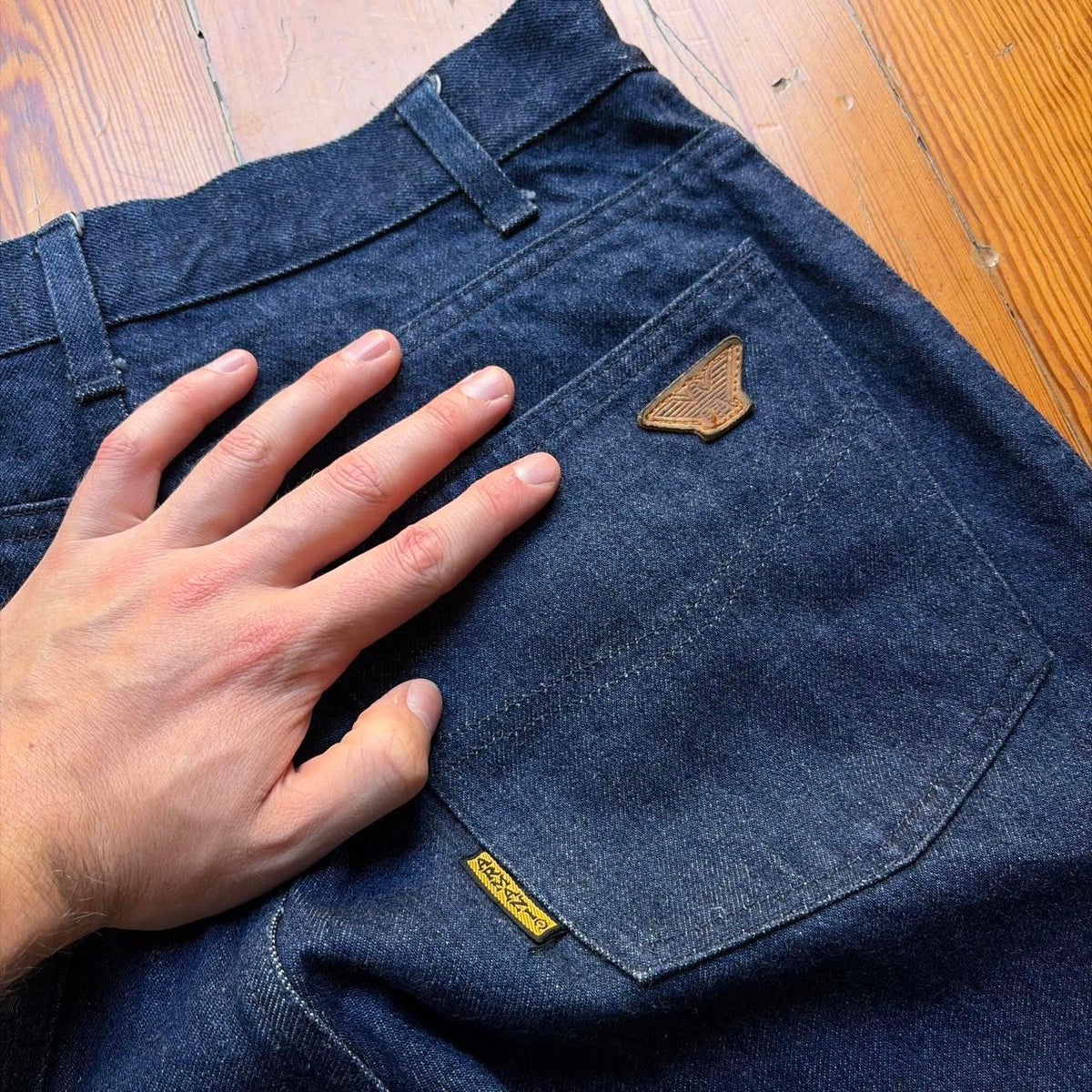 1980s Giorgio Armani Jeans Navy 30W 30L