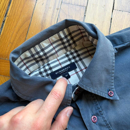 2000s Burberry Shirt Navy DAMAGED L
