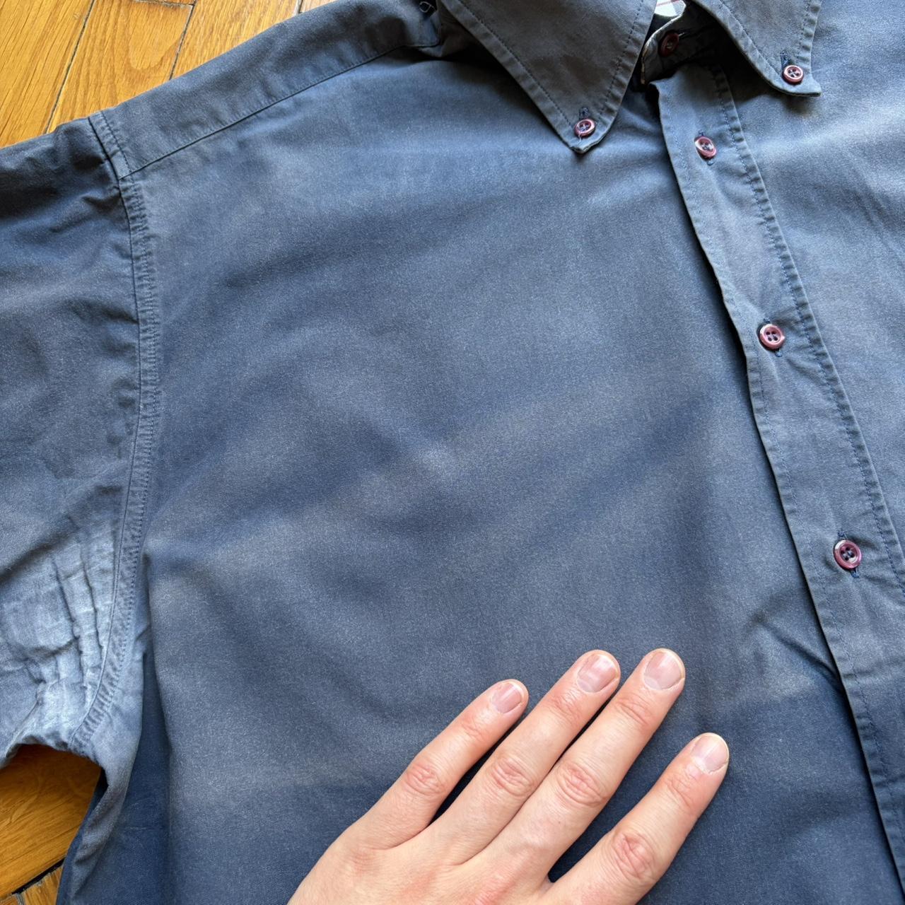2000s Burberry Shirt Navy DAMAGED L
